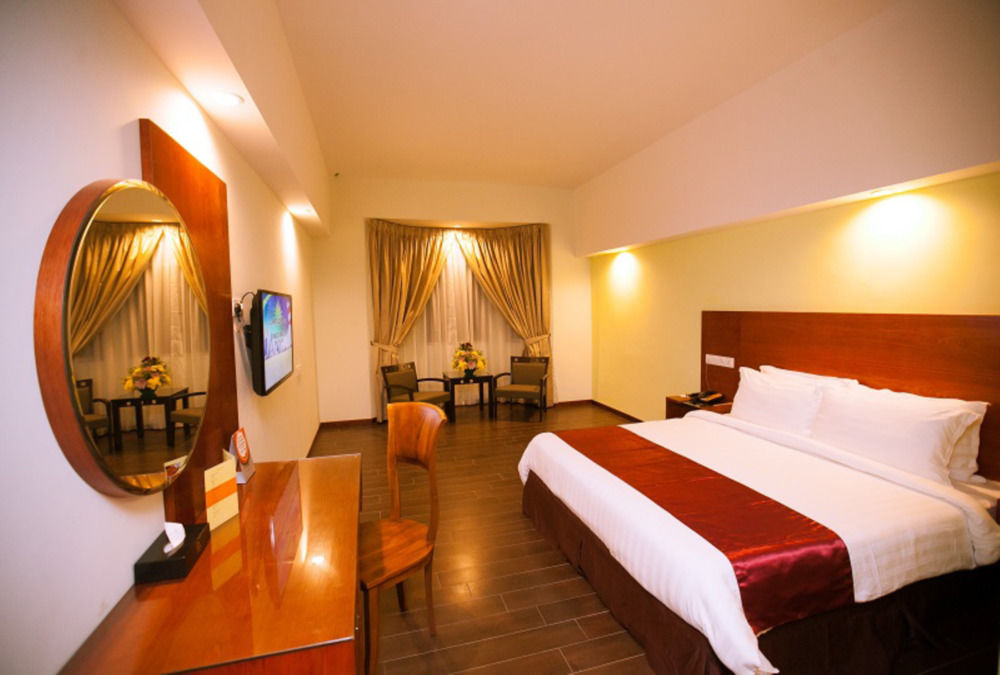 Palm Seremban Hotel image 1