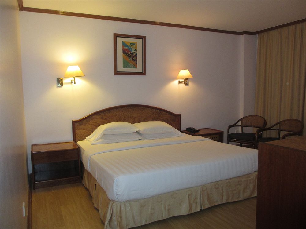 Sanbay Hotel image 1