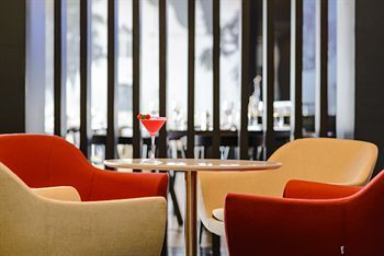 Hotel Lounge