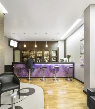Sports Bar