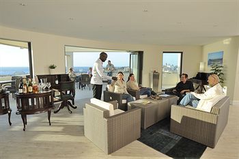Hotel Lounge