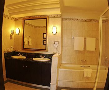Jetted Tub