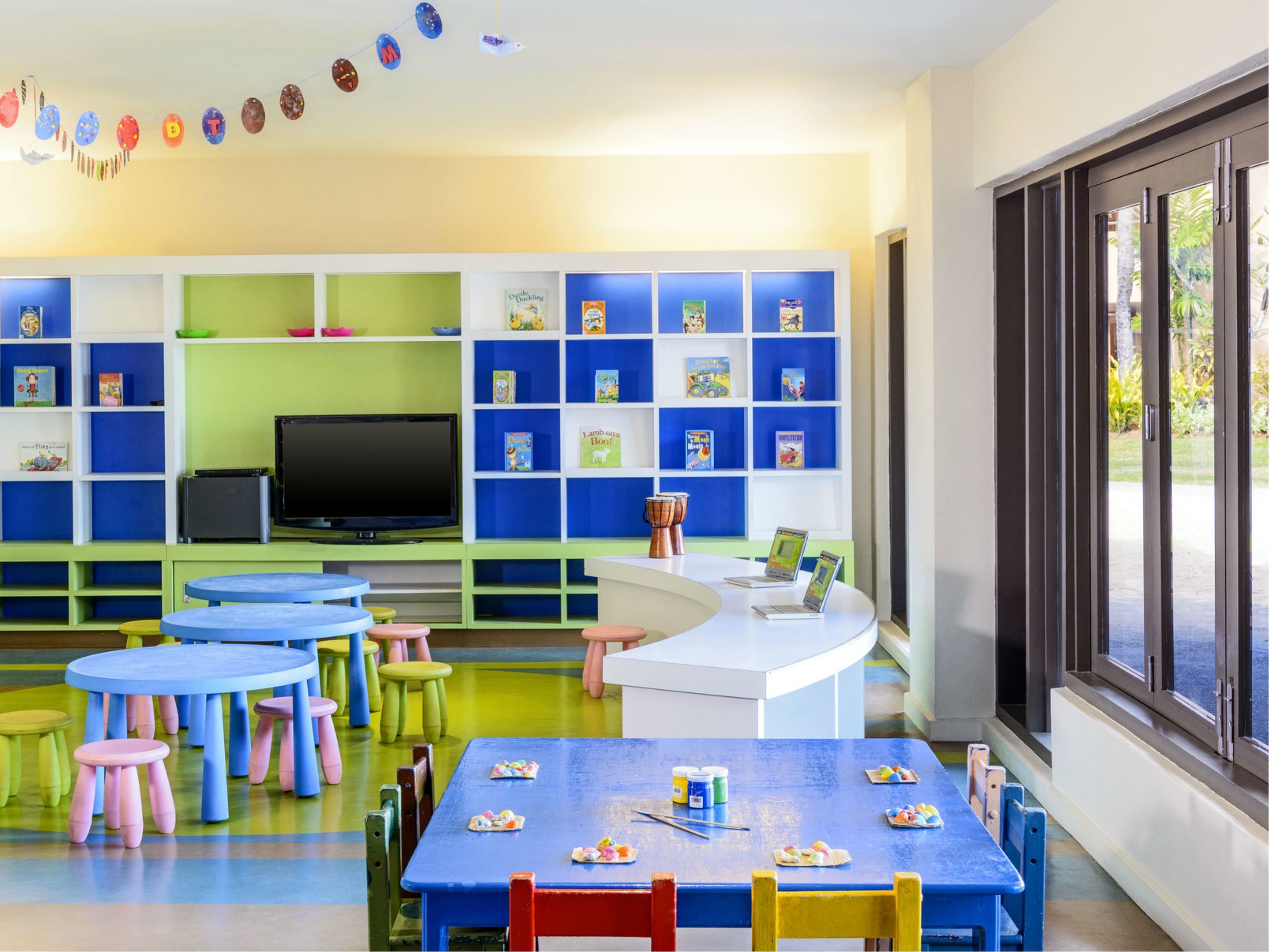 Childrens Play Area - Indoor