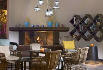 Hotel Bar