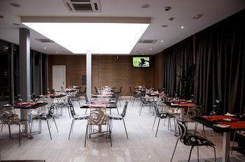 Food Court