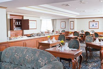 Executive Lounge