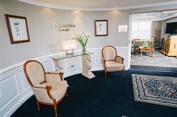 Executive Lounge