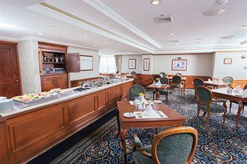 Executive Lounge