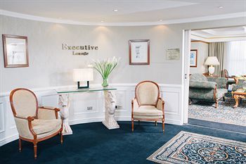 Executive Lounge