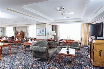 Executive Lounge