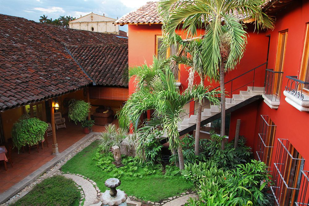Hotel Estrada image 1