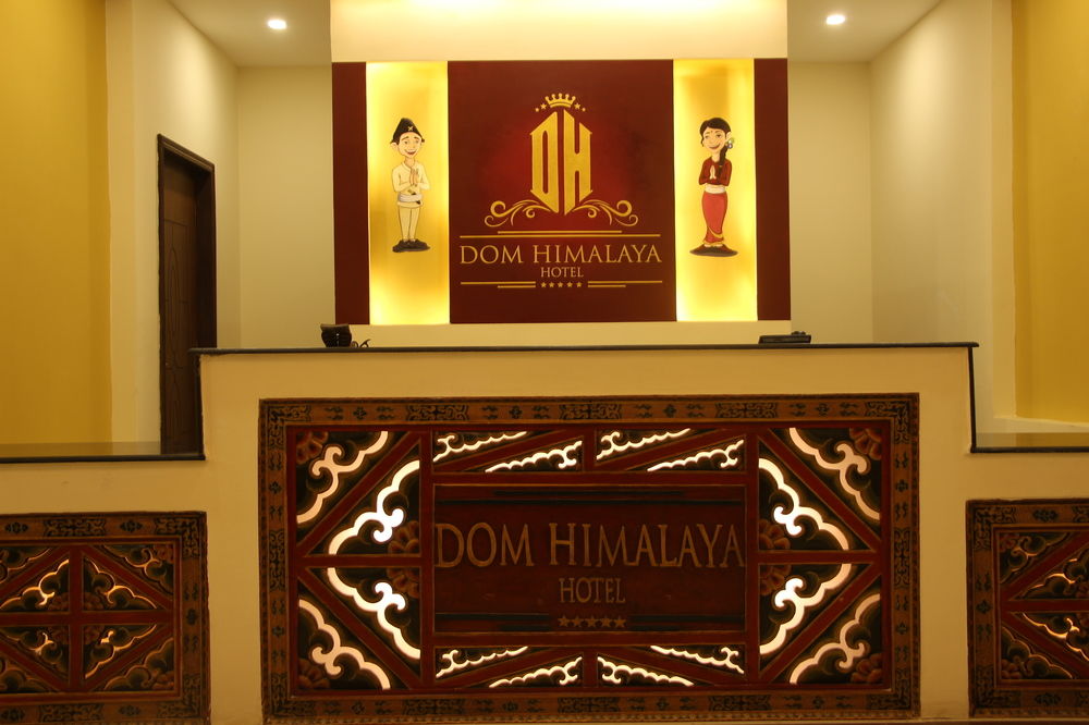 DOM Himalaya Hotel image 1