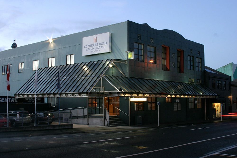 Grand Central Hotel New Plymouth image 1