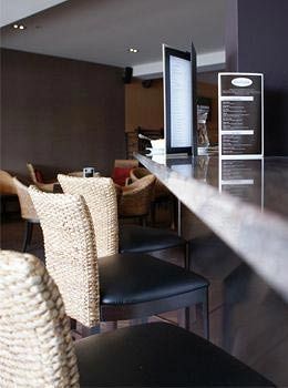Hotel Lounge