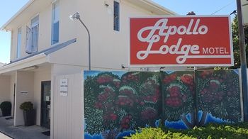 Apollo Lodge Motel image 1