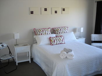 The White House B&B