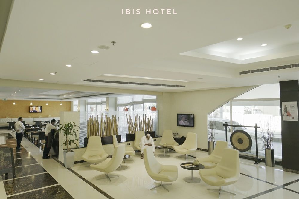 Ibis Muscat image 1