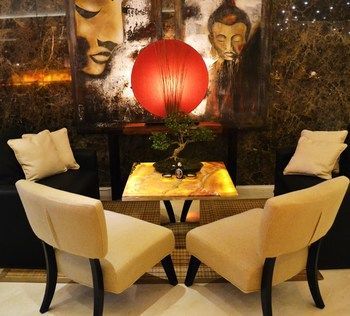 Hotel Lounge