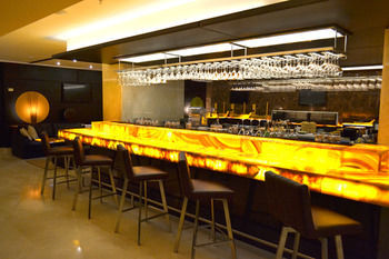 Hotel Lounge