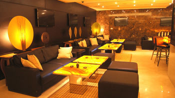 Hotel Lounge