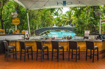 Poolside Bar