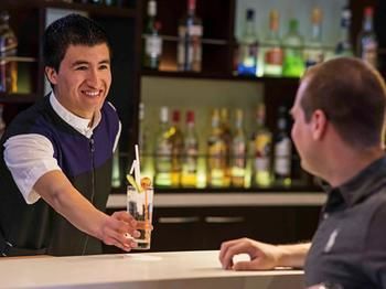Hotel Bar