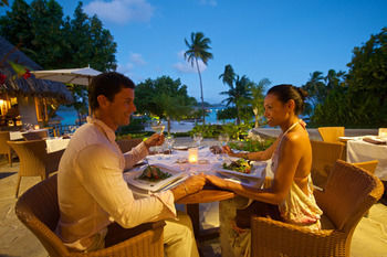 Couples Dining