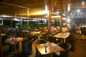 Hotel Bar