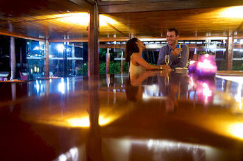 Hotel Bar