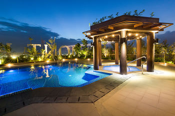 Rooftop Pool