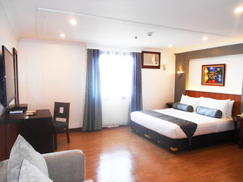 Sunlight Guest Hotel Sta. Rosa Laguna photo 3