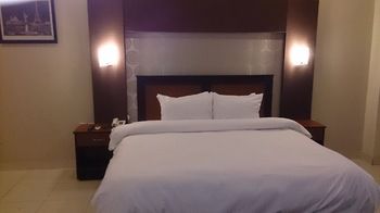 Hotel One Gujrat photo 4
