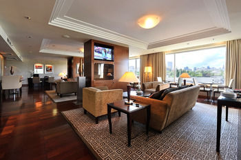 Executive Lounge