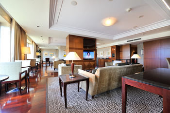 Executive Lounge