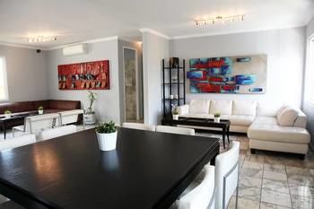 Executive Lounge