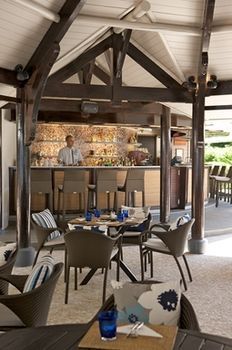 Poolside Bar