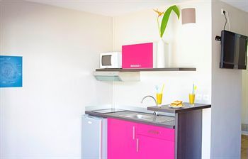 In-Room Kitchenette