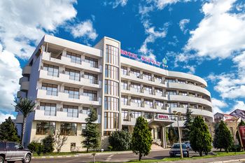 Hotel Oxford Constanta image 1