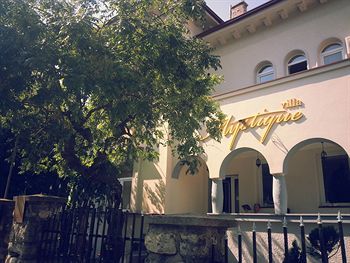 Hotel Front