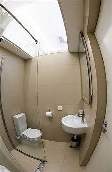 Sleepbox Hotel photo 4