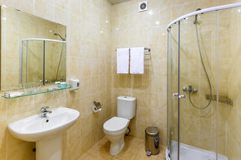 Red Apple Hotel photo 3