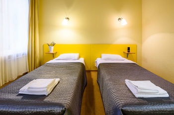 Red Apple Hotel photo 5