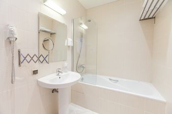 Meridian hotel photo 2