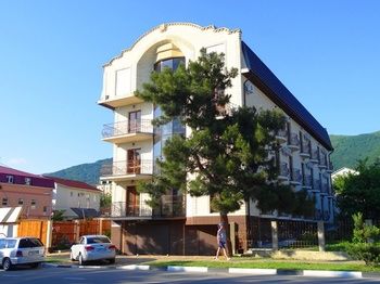 Hotel Noy