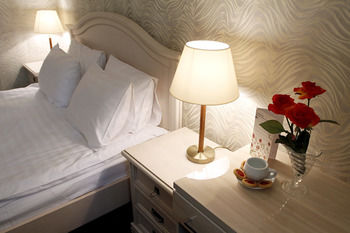 Leonart Hotel photo 2