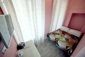 Samsonov Hotel on Dekabristov