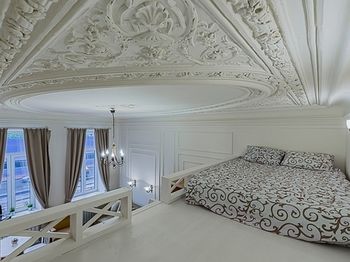 Merchant House Apartments