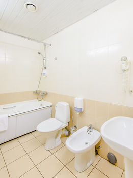 Delta Hotel photo 2