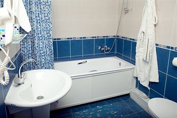 Business Hotel photo 5