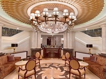Hotel Lounge